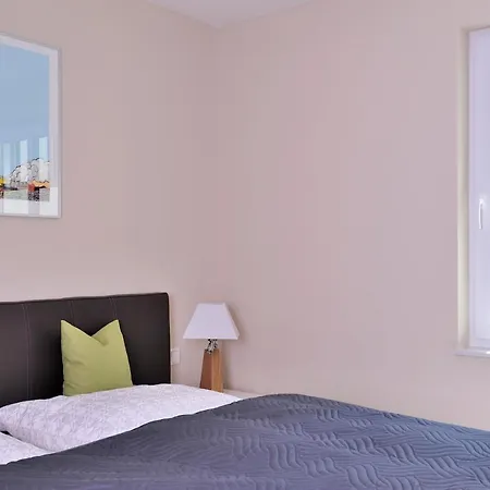 Linden-palais 11 アパート ハイリゲンダム